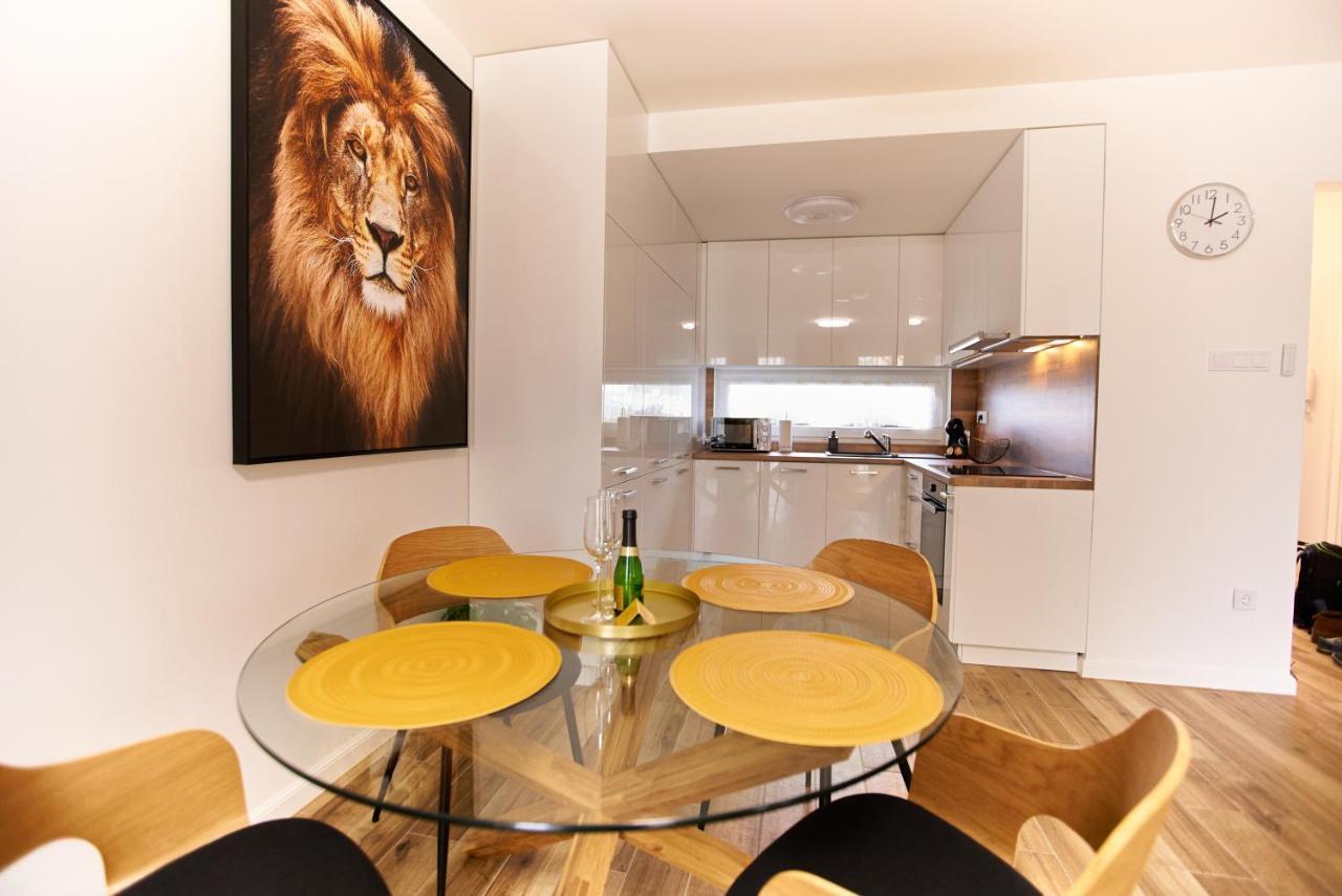 Ferienwohnung Starlight Bronze Szeged- Exclusive Exterior foto