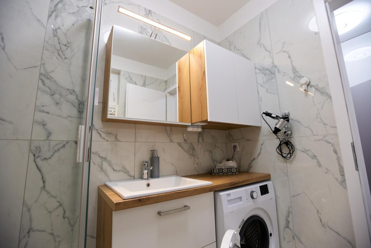 Ferienwohnung Starlight Bronze Szeged- Exclusive Exterior foto