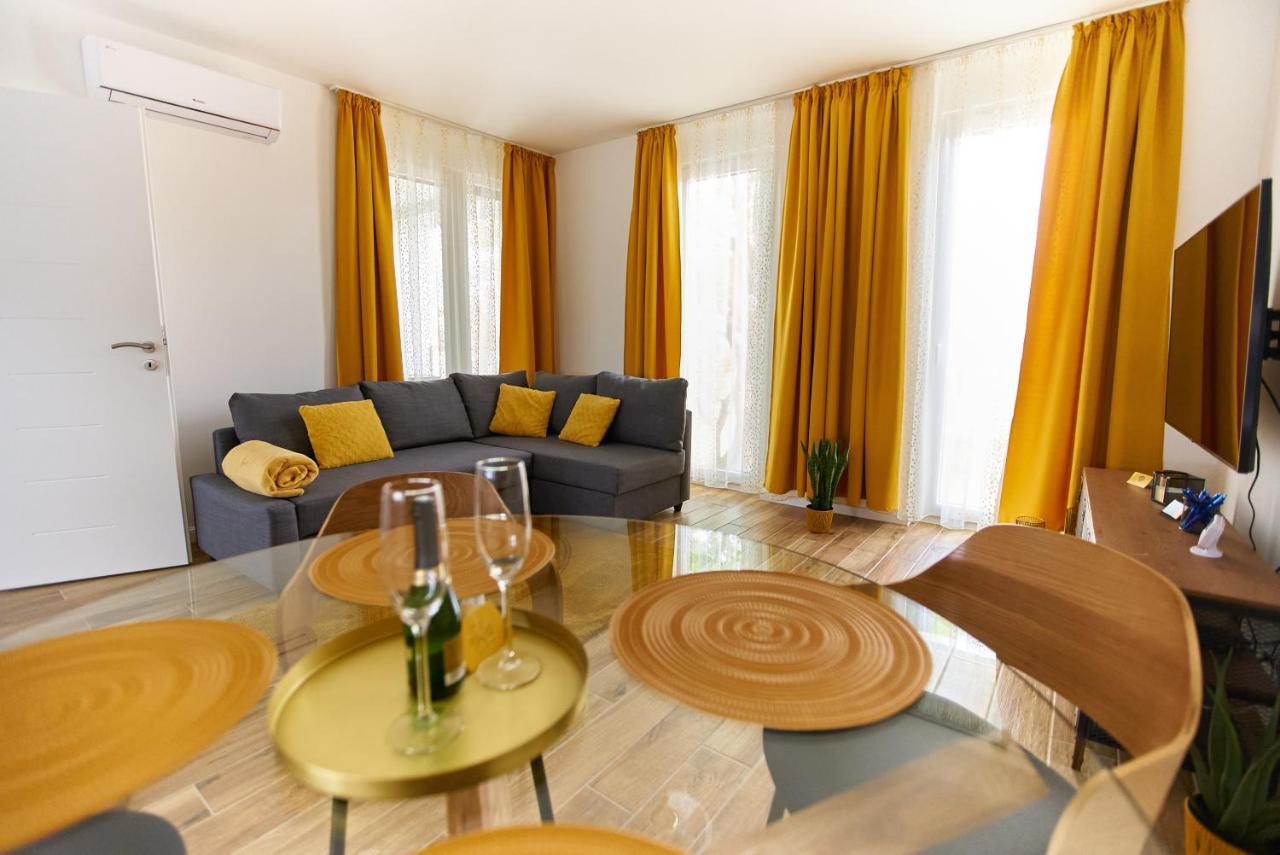 Ferienwohnung Starlight Bronze Szeged- Exclusive Exterior foto